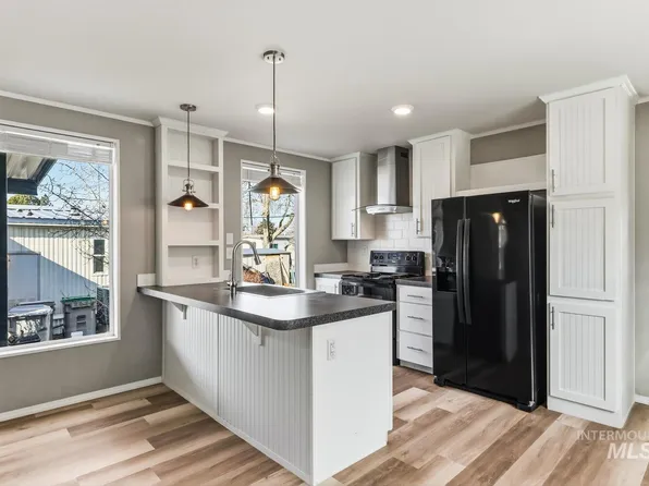 10614 W Macaw Ln, Boise, ID 83713