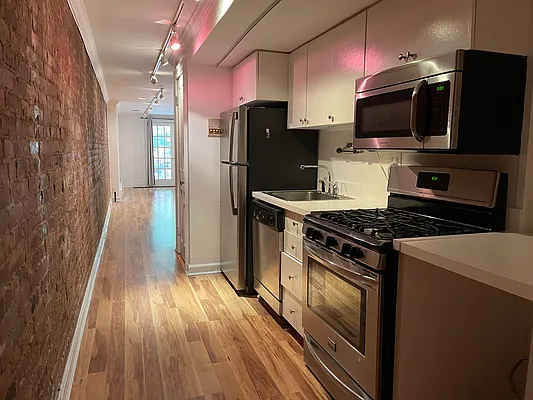 Rented by Corcoran | media 9