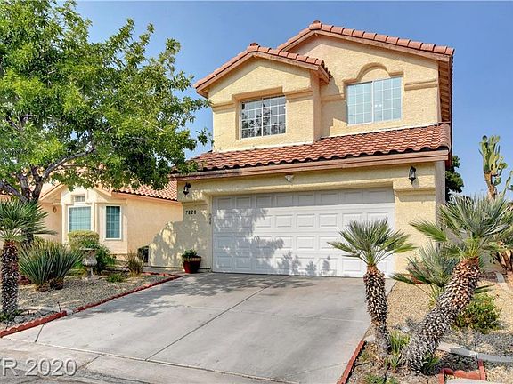 3rd image of 7828 Desert Bell Ave
