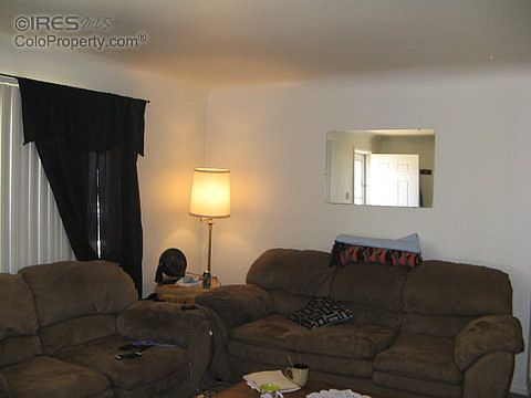 5th image of 1009 33rd Ave
