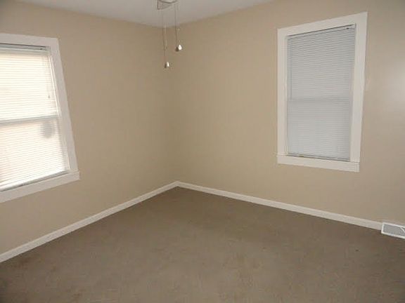 5th image of 180 1st St