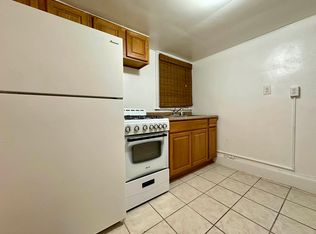 22-59 37th St #1, Astoria, NY 11105