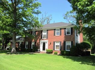 180 Beaubien Ct, Lake Zurich, IL 60047