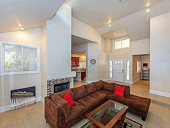 2nd image of 7388 Mission Hills Dr