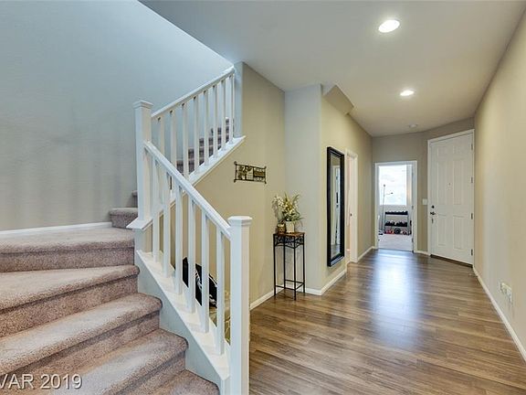 3rd image of 633 Little Moon Ave