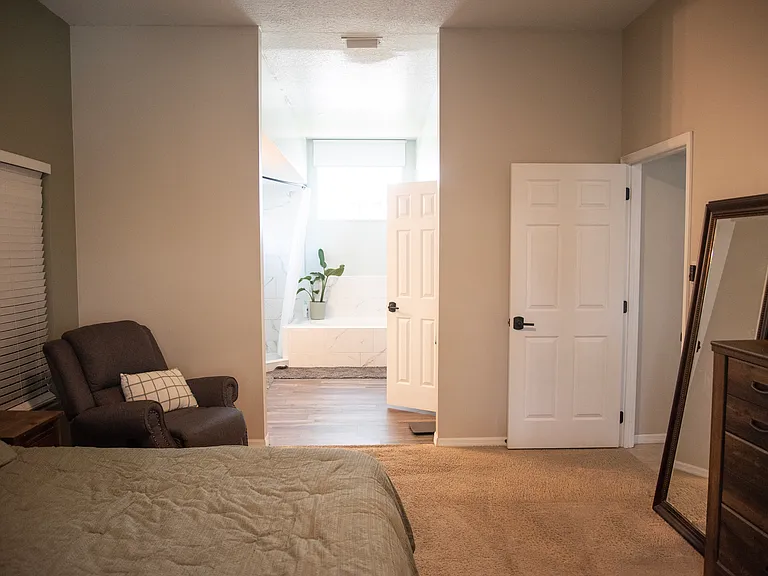 985 Pelican Ln — Photo 6