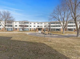 10540 43rd Ave N APT 310, Plymouth, MN 55442