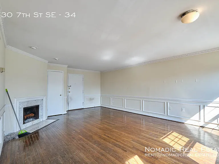 730 7th St SE #34 — Photo 3