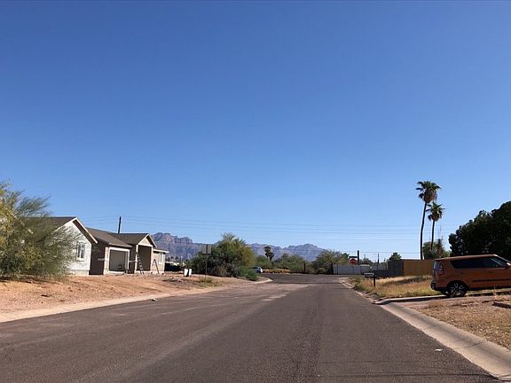 5th image of 11529 E Crescent Ave