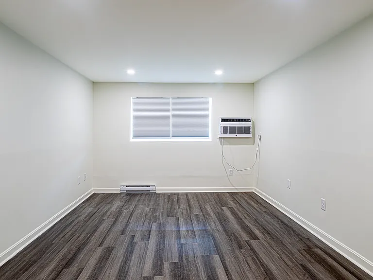 Madison Street Residences — Photo 9
