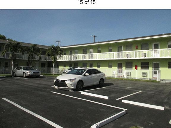 2nd image of 702 N L St APT 9