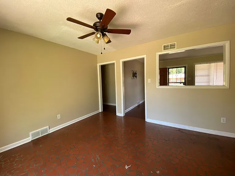 341 Whiteville Ave — Photo 9