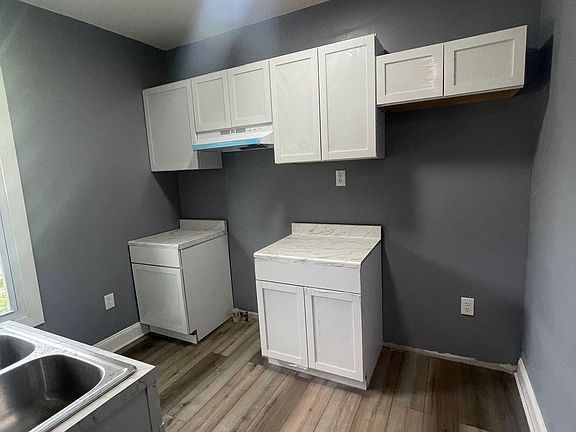 5th image of 1604 Niagara Ave APT 5