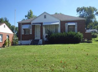 3674 Ashby Rd, Saint Ann, MO 63074