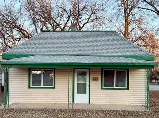 120 E Adams Ave, Sterling, KS 67579