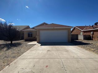 6 Rosa Ave SW, Los Lunas, NM 87031