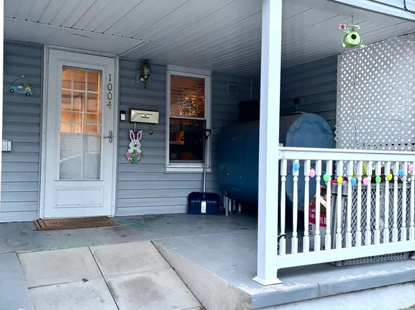 1004 E Clay St, Shamokin, PA 17872