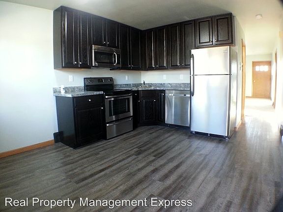 4th image of 1013 S Blaine Ave