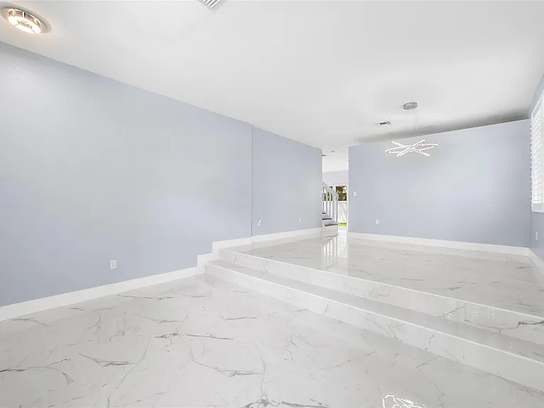 5030 SW 155th Ter — Photo 43