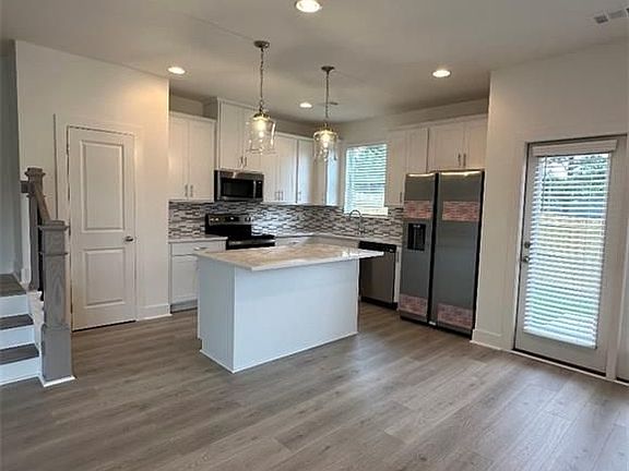 4th image of 5834 Calle Vista Dr