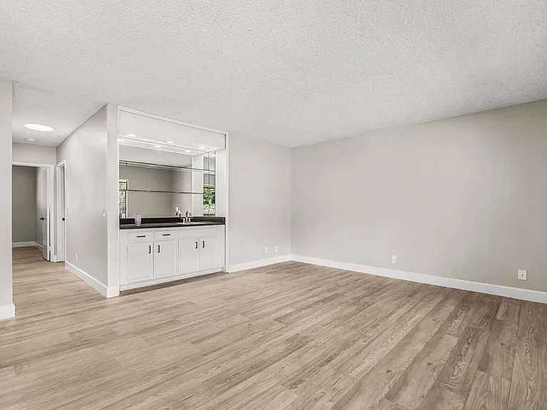 4225 Asher St #40 — Photo 7