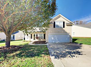 6118 Sid Crane Dr, Charlotte, NC 28216