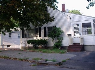 102 Laurel St, Lynn, MA 01905