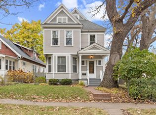 647 Manomin Ave, Saint Paul, MN 55107