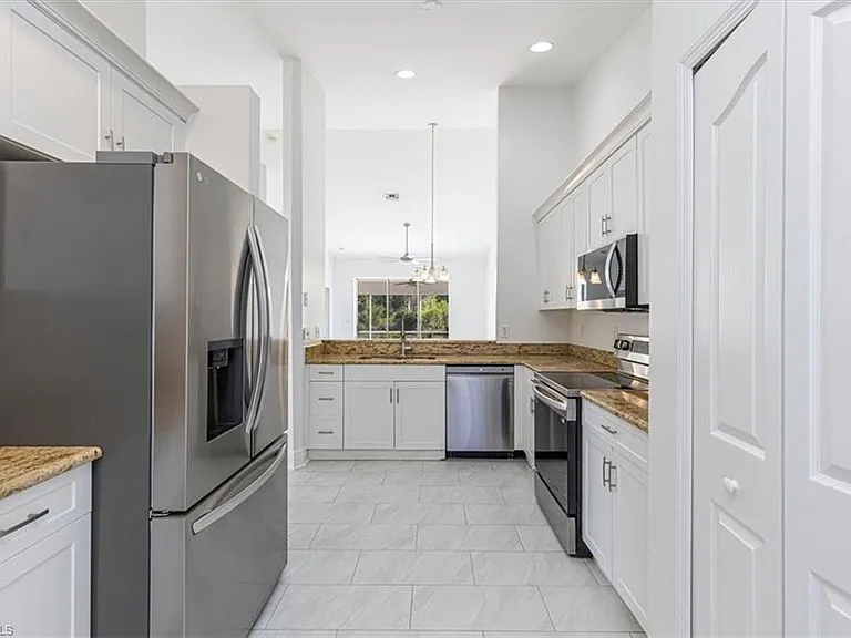5446 Whitten Dr #19 — Photo 15