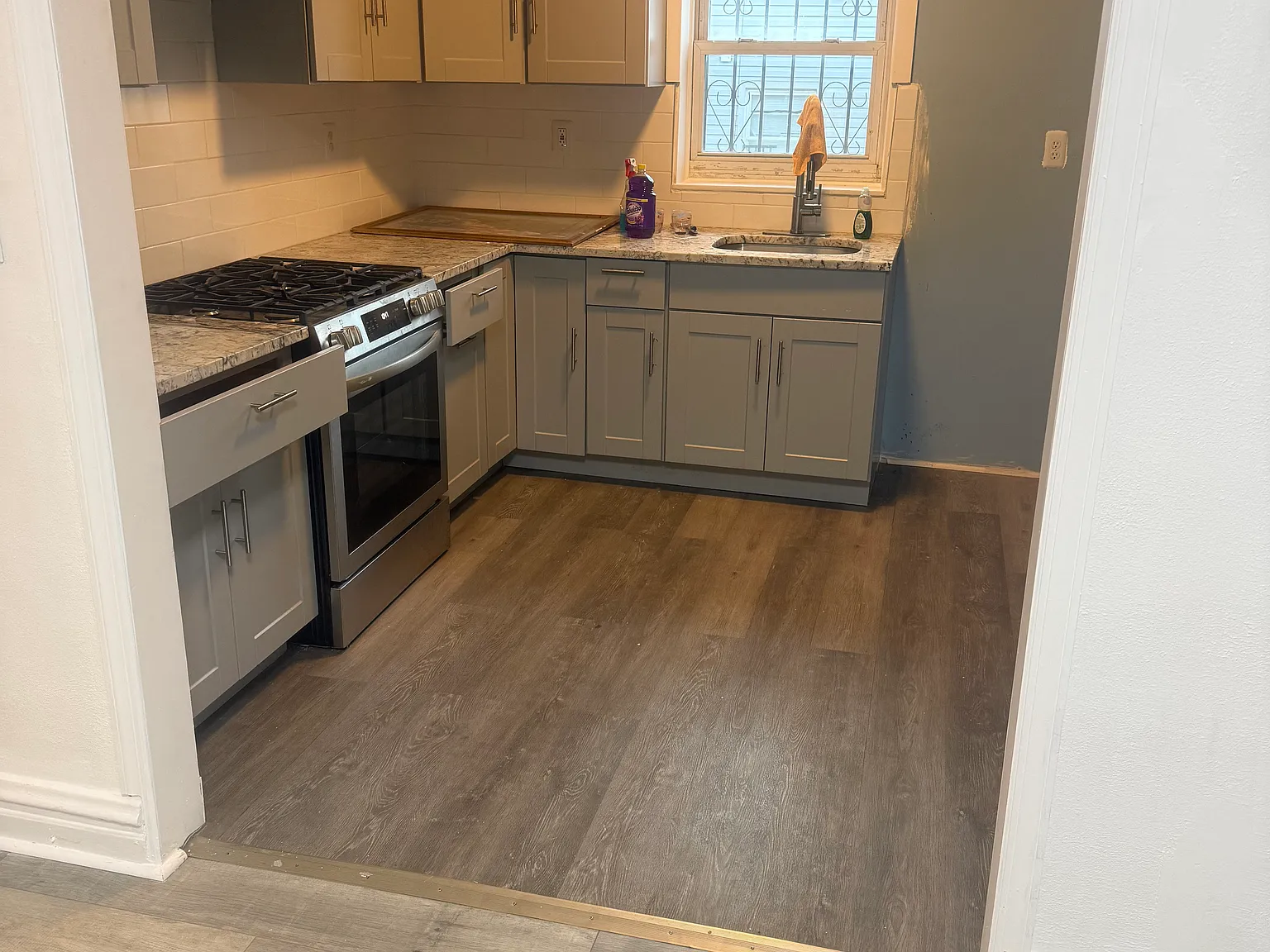 2 bed, $2,100 — Photo 4