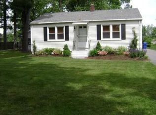 102 Parkerview St, Springfield, MA 01129