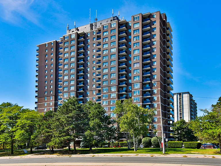 2600 Don Mills Rd — Photo 8