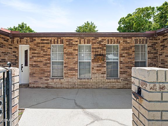 2nd image of 214 Brittany Ave