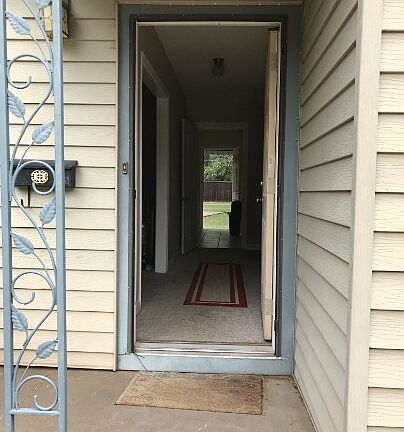 3rd image of 3012 23rd St