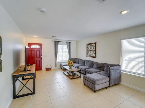 8524 Gracious Pine Ave #Id1588174p, Las Vegas, NV 89143