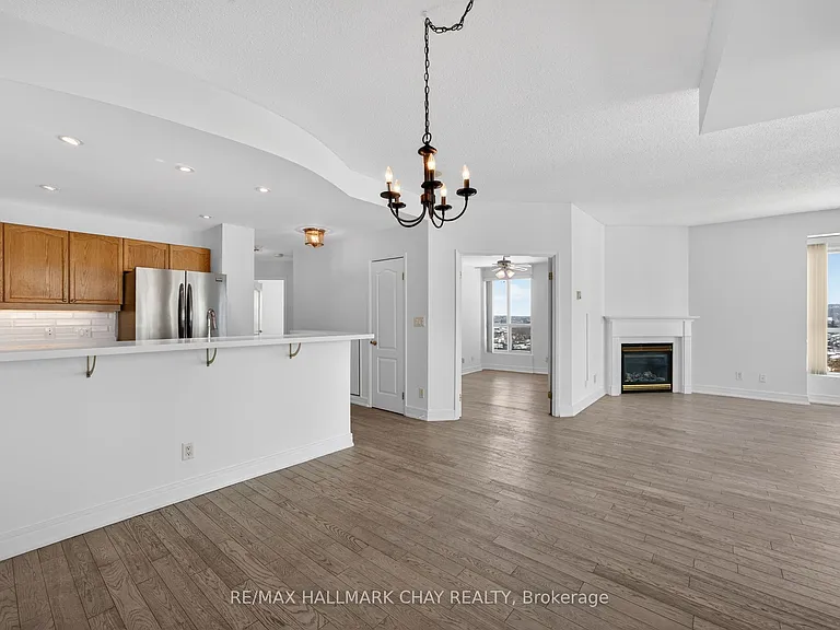 2 Toronto St #1205 — Photo 11