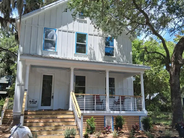1104 11th Street, Port Royal, SC 29935