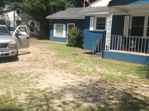 1308 N 5th St #1, Hartsville, SC 29550