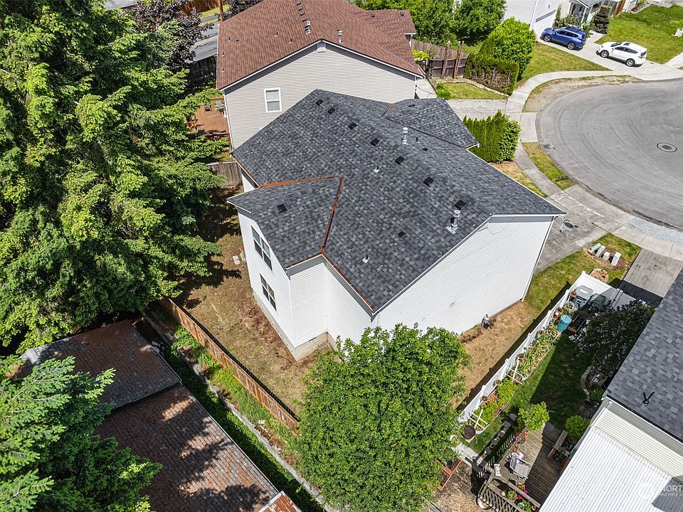 2nd image of 9410 150th Street Ct E