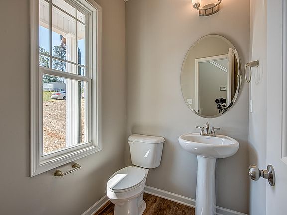5th image of 205 Allendale Ct