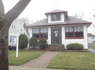 470 S Liberty St, Elgin, IL 60120