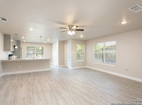 3rd image of 4321 Stayman Dr