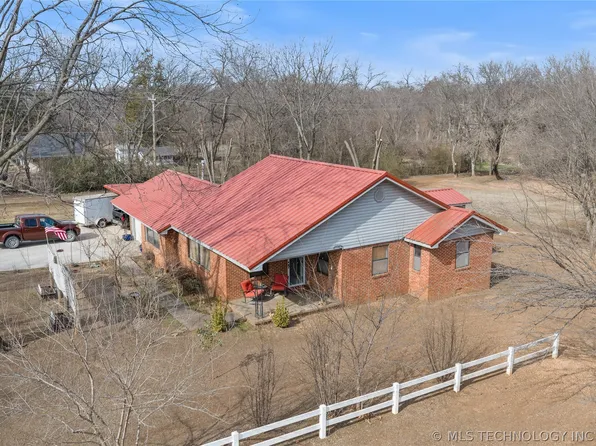 1008 E Jennings St, Wynnewood, OK 73098