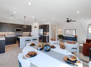 3822 Silvergrass Ln, Piru, CA 93040