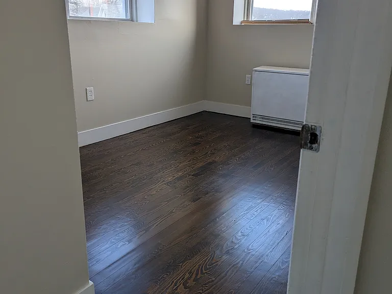 300 Elmira St #3 — Photo 8