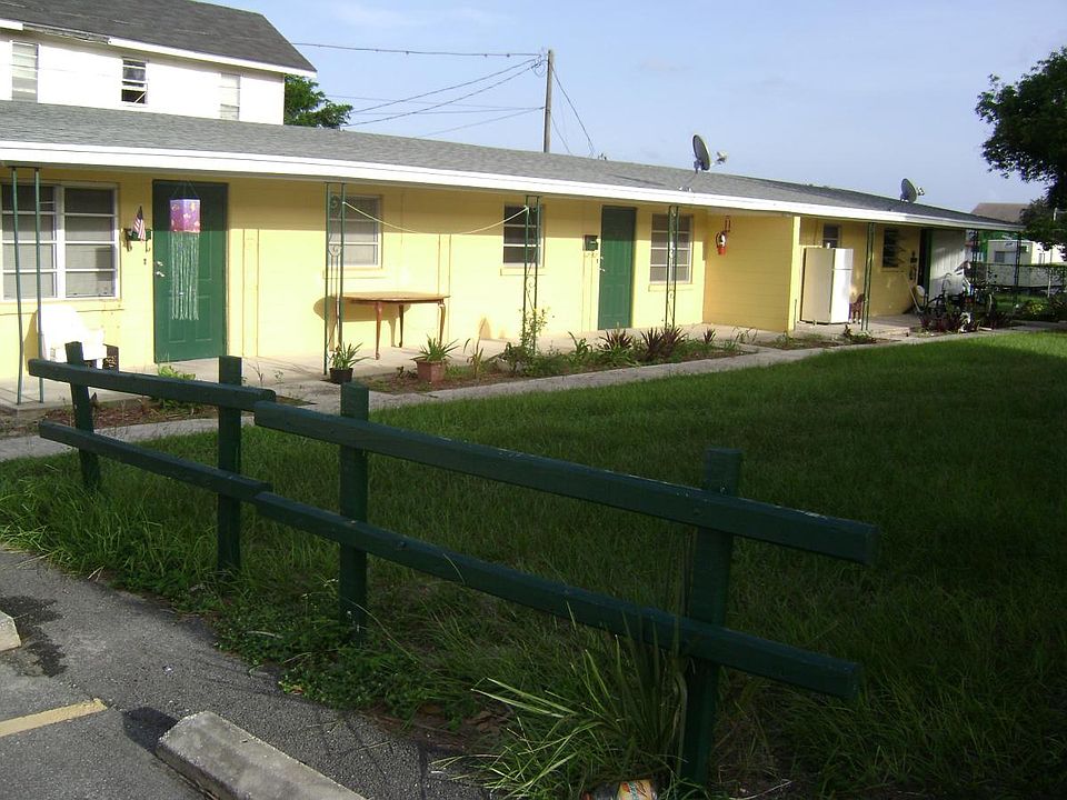 Building Photo 3