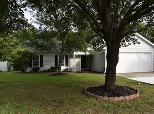 12121 Landing Green Dr, Charlotte, NC 28277