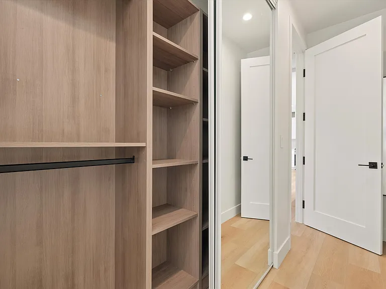 3811 Maine Ave — Photo 8