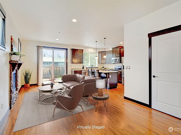 5th image of 10743 State Avenue #C