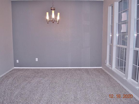 2nd image of 609 Magnolia Trl